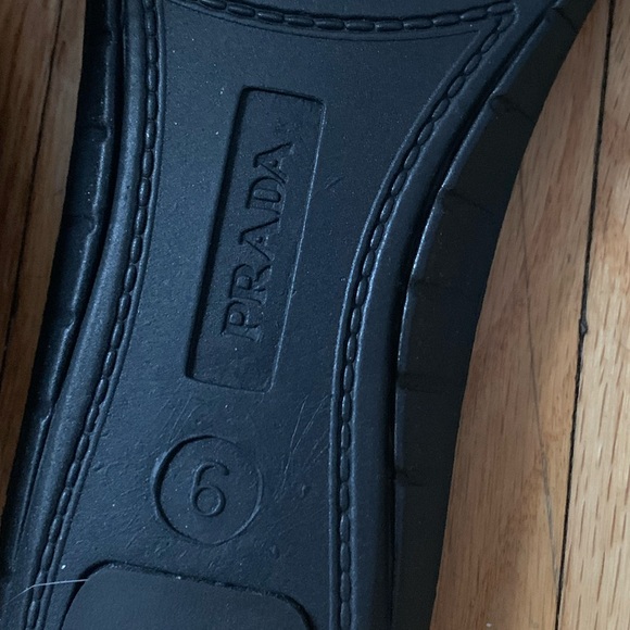 🔥 🔥 AUTHENTIC PRADA KNIT SNEAKERS 👟 - Picture 9 of 12